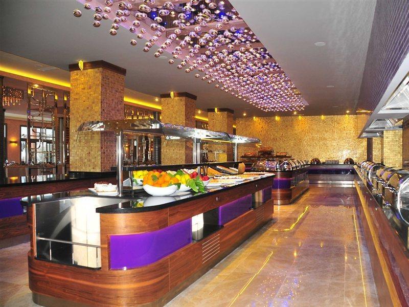 金岩石海滩酒店 马尔马里斯 外观 照片
