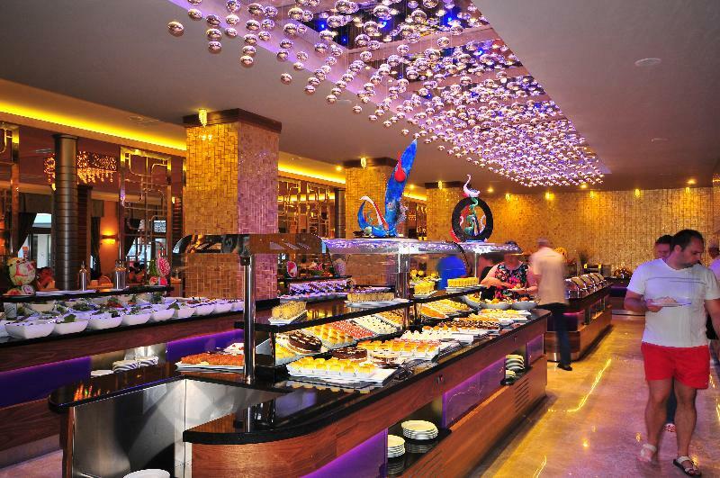 金岩石海滩酒店 马尔马里斯 外观 照片